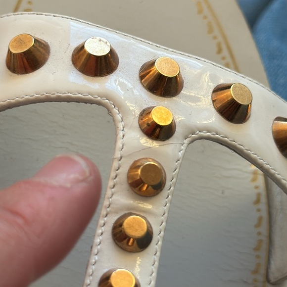 Prada - Picture 9 of 9